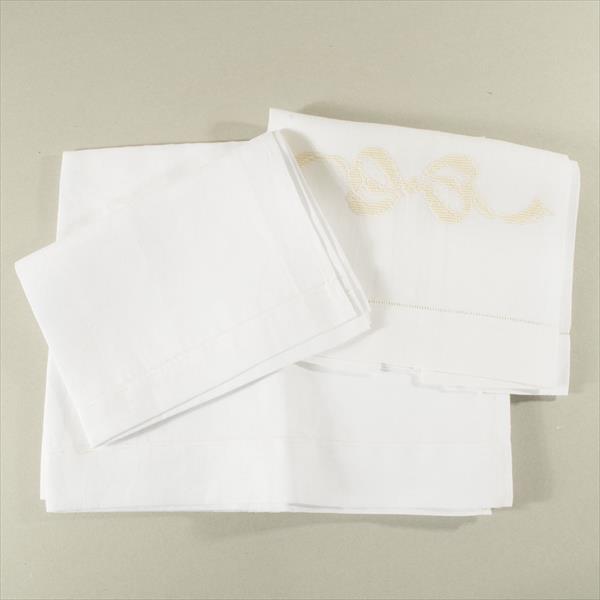  Coppia asciugamani da ricamare bianco