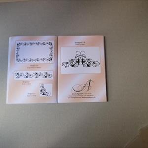 Disegno n. 002   greca con angolo e centrale