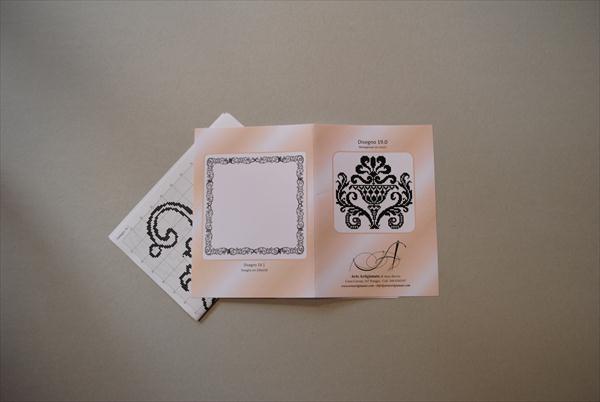  disegno n. 019 stemma e tovaglia - immagine 1